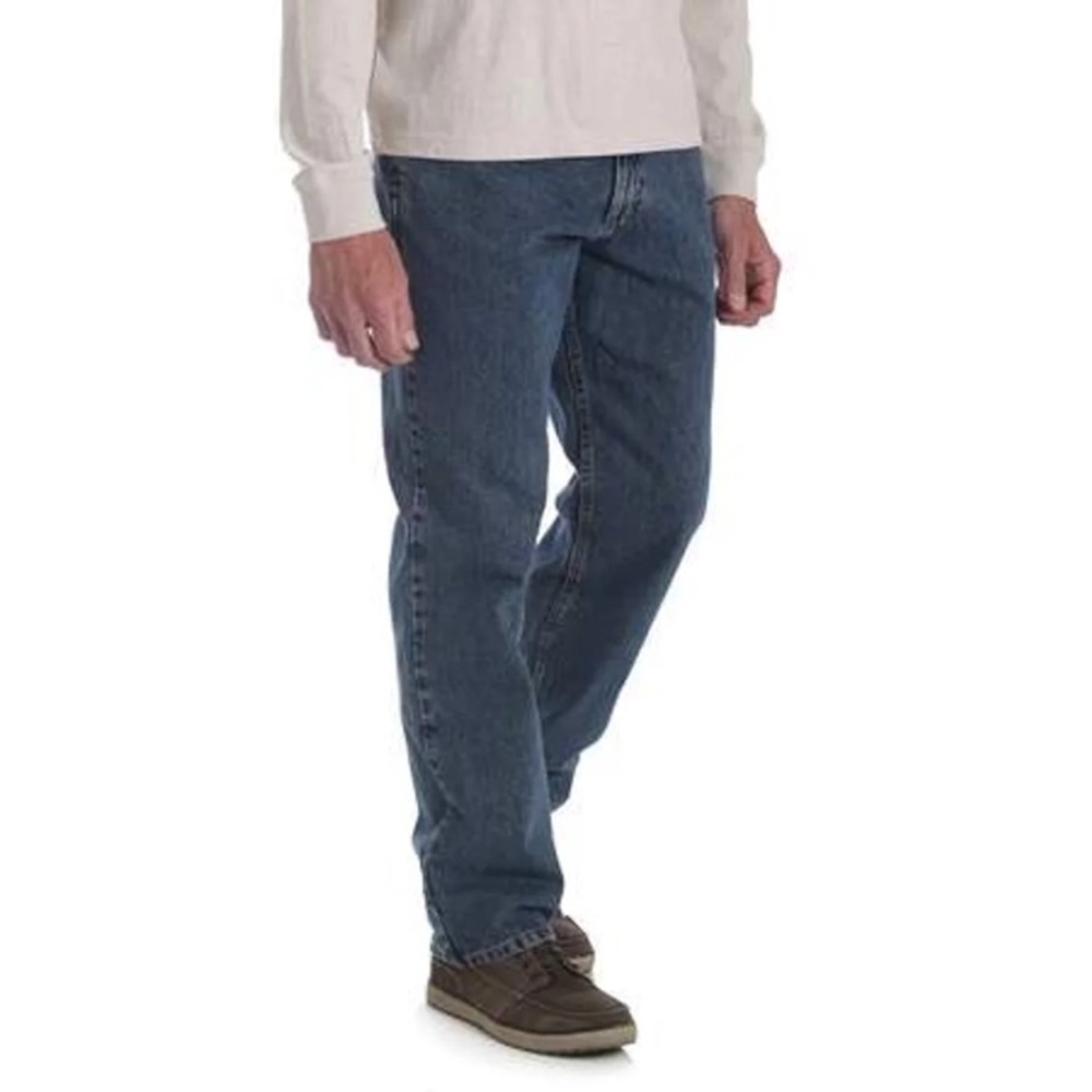 Wrangler Men’s Relaxed Fit Jeans - Picture 2 of 5